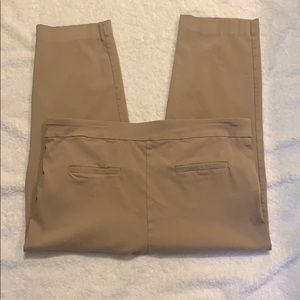 Valerie Stevens Stretch Capris NWOT